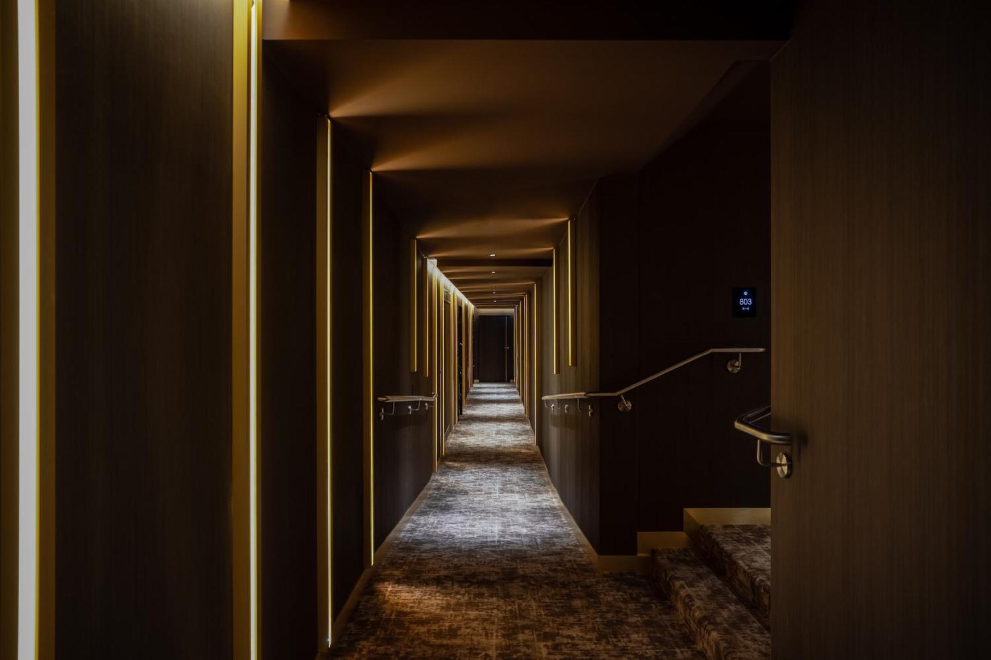 מלון Almanac Palais וינה מראה חיצוני תמונה A corridor at the hotel